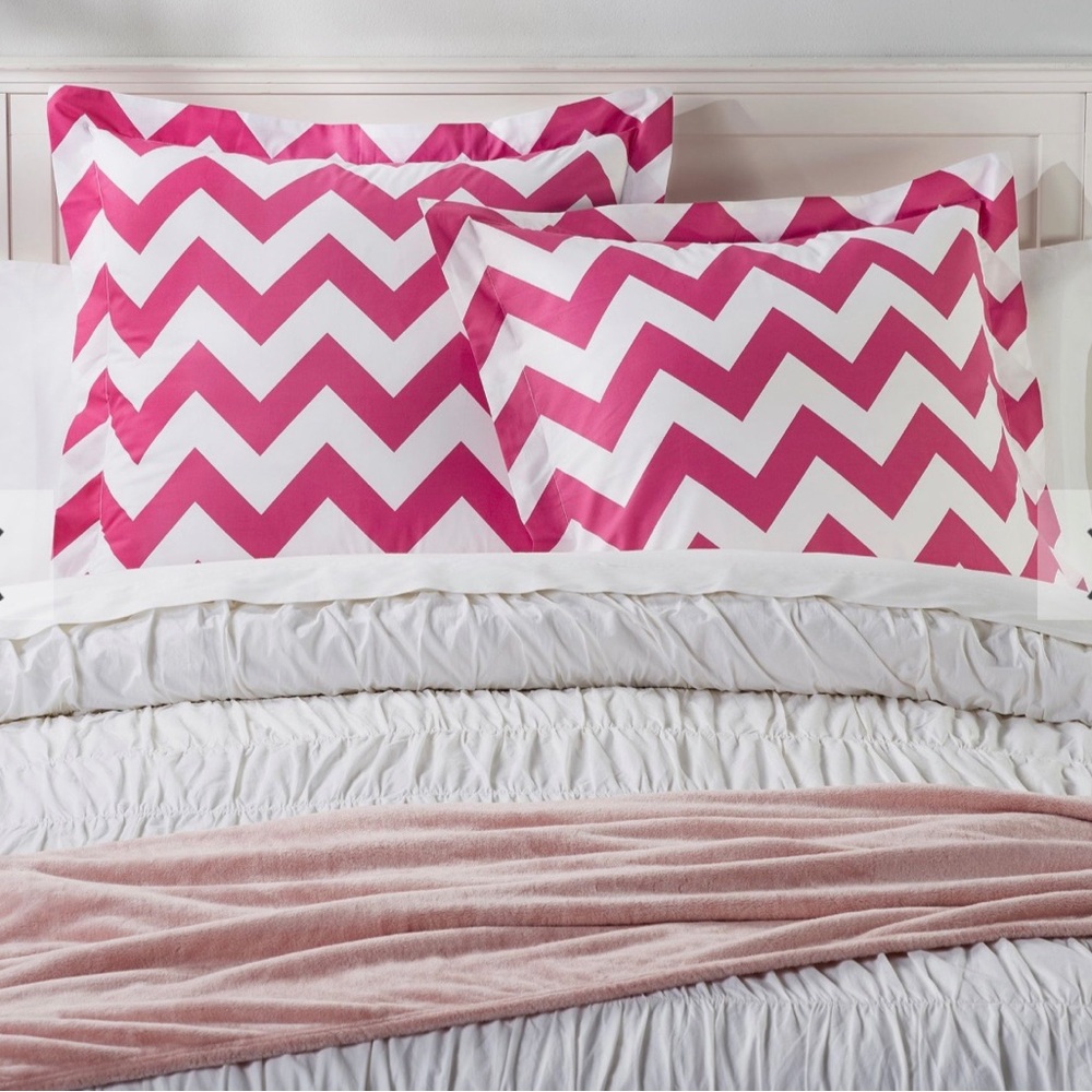 NWT Pottery Barn Teen Chevron Pink and White Euro Shams - Set of 2